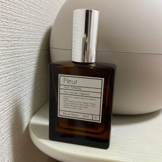 オゥパラディ(AUX PARADIS)のAUX PARADIS フルール オードパルファム(Fleur) 15ml(香水(女性用))