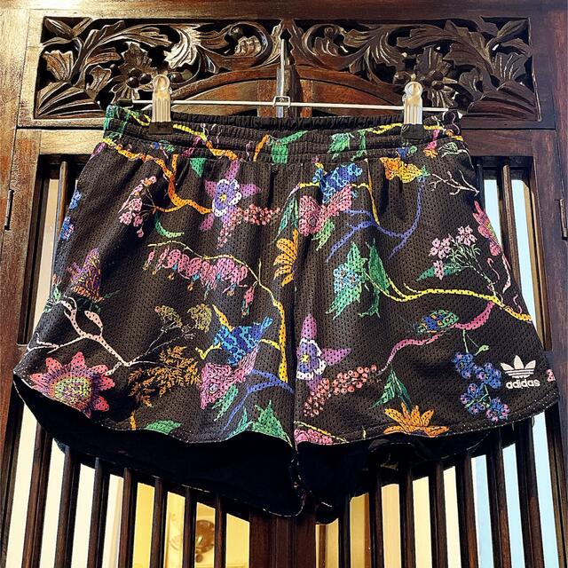 アディダス ファーム エスニック 花柄 セットアップ パンツ Tシャツ ジャージ