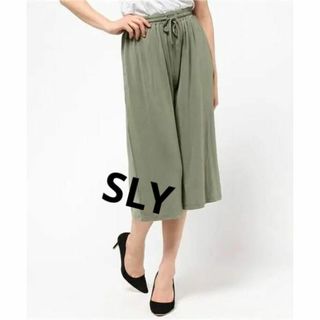 スライ(SLY)の【0958】SLY カット ガウチョ パンツ F カーキ(その他)