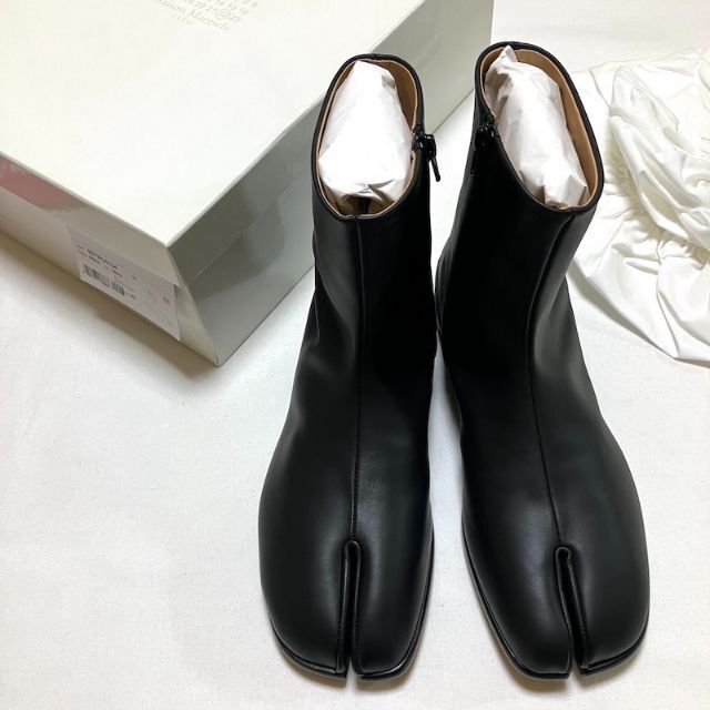 大人気!箱付き 新品未使用 メゾン マルジェラ フラット 43 大人気!箱付き 新品未使用 メゾン マルジェラ フラット 43