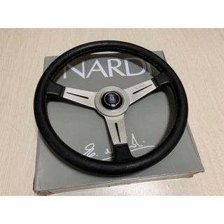 定番　NARDI レザーステアリング　360mm ホーン付き　刻印