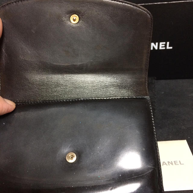 CHANEL(シャネル)のCHANELエナメルウォレット 黒 レディースのファッション小物(財布)の商品写真