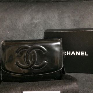 シャネル(CHANEL)のCHANELエナメルウォレット 黒(財布)