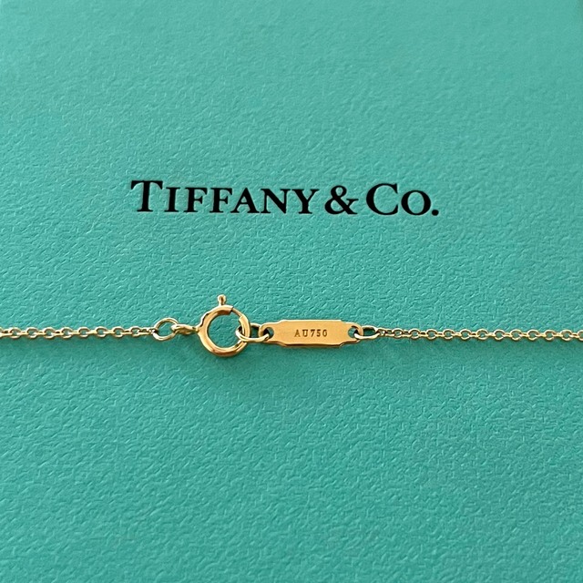 Tiffany & Co.(ティファニー)の専用★TIFFANY ティファニー T ダイヤモンド スマイル ペンダント レディースのアクセサリー(ネックレス)の商品写真