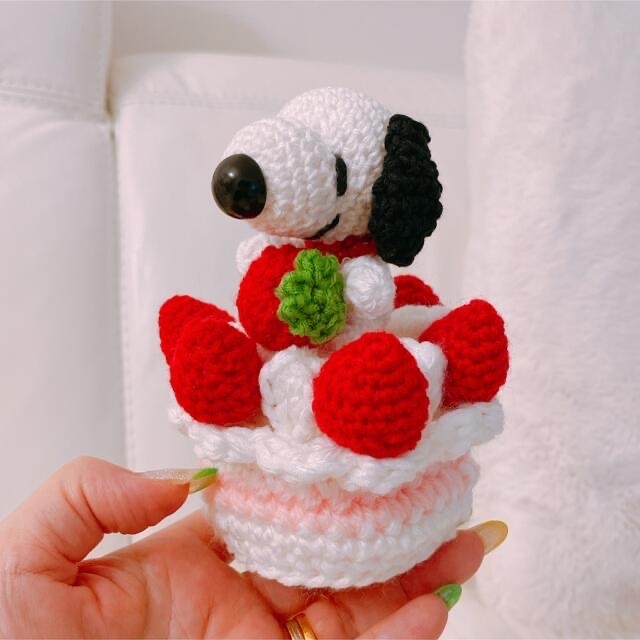 あみぐるみ????いちごのデコレーションワンちゃん