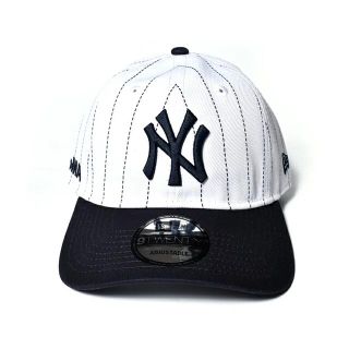 ニューエラー(NEW ERA)のMoMA x NEW ERA   ニューエラ　　ヤンキース　　完売商品(キャップ)