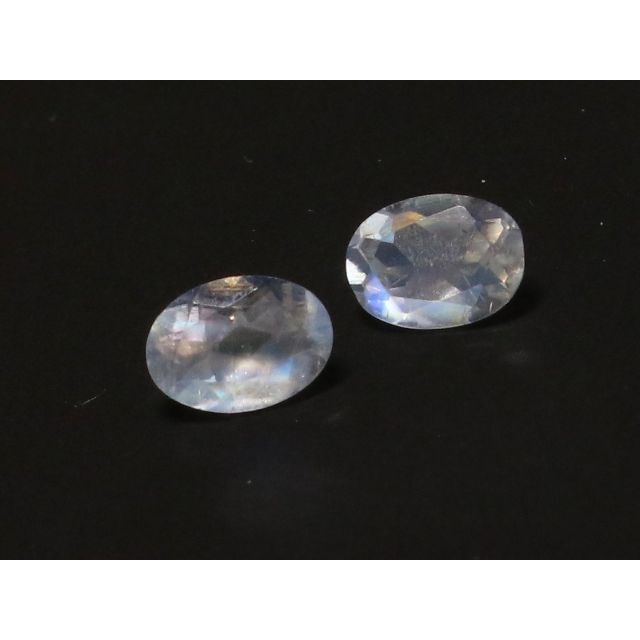 キレイ ブルームーンストーン 5x7mmオーバルのセット 2ケで1.46ct ヤ