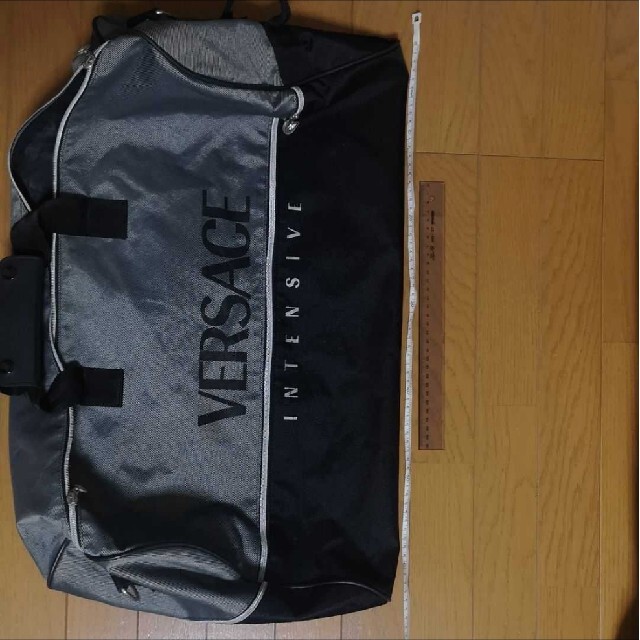 VERSACE(ヴェルサーチ)の＊訳あり＊ VERSACE ヴェルサーチ ボストンバッグ 中古品です。 メンズのバッグ(ボストンバッグ)の商品写真