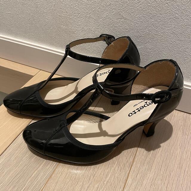 repetto(レペット)のレペット　黒　エナメル　パンプス レディースの靴/シューズ(ハイヒール/パンプス)の商品写真