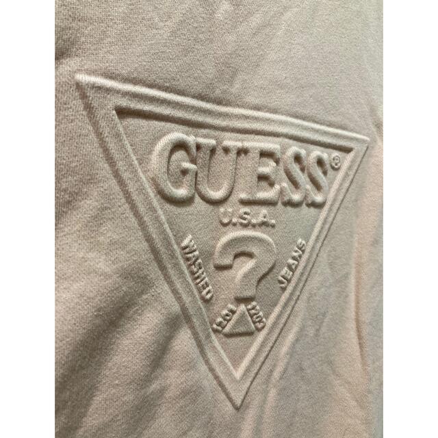 GUESS(ゲス)のトレーナー　GUESS ゲス　スウェット レディースのトップス(トレーナー/スウェット)の商品写真