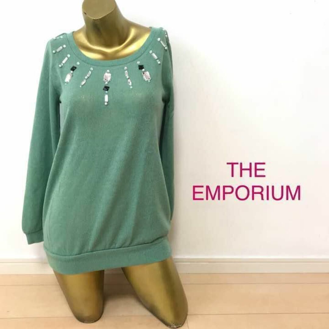 THE EMPORIUM(ジエンポリアム)の【0551】THE EMPORIUM ビジュー 付き ニット トップス M レディースのトップス(ニット/セーター)の商品写真