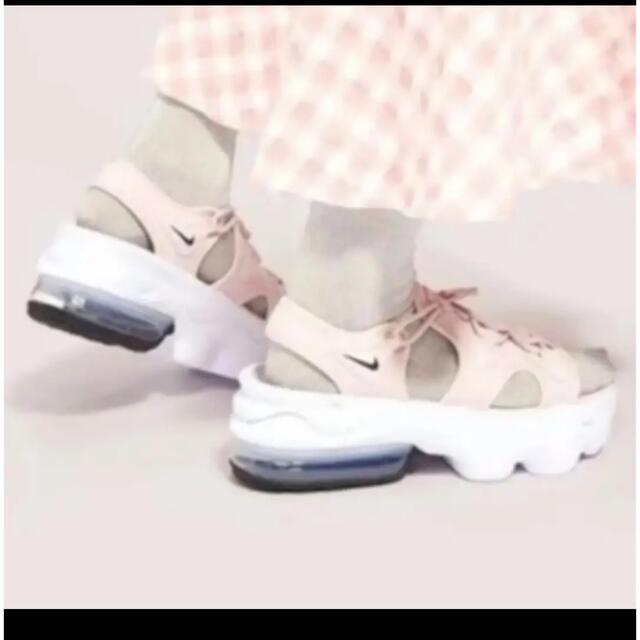 NIKE(ナイキ)のNIKE エアマックスココ　ベアリーローズ　ピンク レディースの靴/シューズ(サンダル)の商品写真