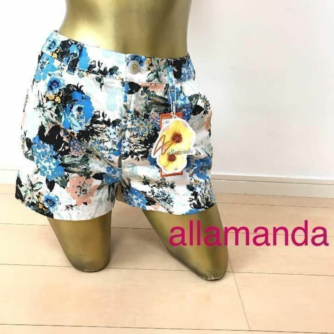 allamanda(アラマンダ)の【0012】allamanda 花柄 スキニー ショートパンツ 38 M レディースのパンツ(ショートパンツ)の商品写真