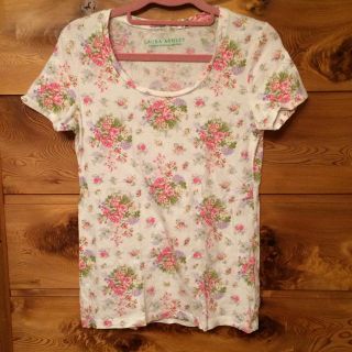 ローラアシュレイ(LAURA ASHLEY)のローラアシュレイ★花柄Tシャツ(Tシャツ(半袖/袖なし))