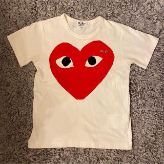 コム デ ギャルソン(COMME des GARCONS) プレイ(レッド/赤色系)の 想像を超えての PLAY COMME des GARCONS レッドハートプルオーバー サイズS パーカー