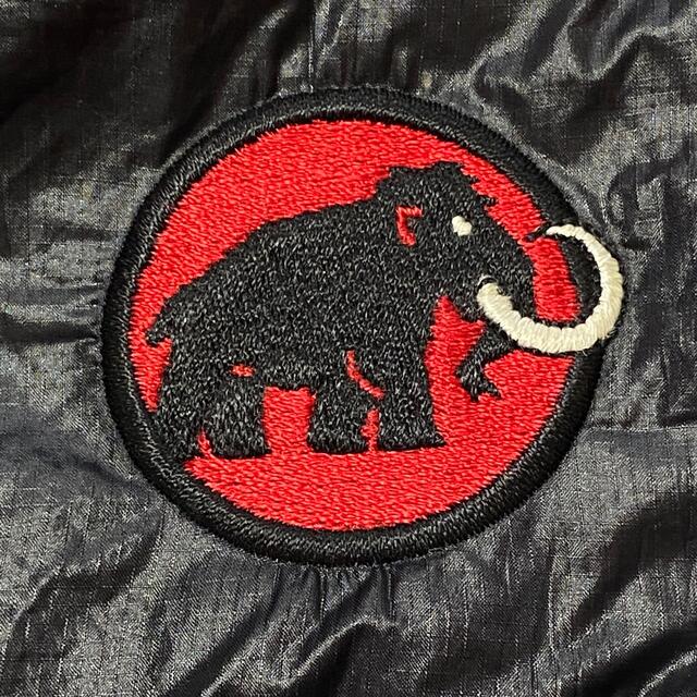 Mammut(マムート)のMAMMUT マムート ダウンジャケット アウトドア 刺繍ロゴ ブラック 登山 メンズのジャケット/アウター(ダウンジャケット)の商品写真