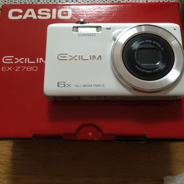 CASIO(カシオ)のCASIO EXILIMデジカメ スマホ/家電/カメラのカメラ(コンパクトデジタルカメラ)の商品写真