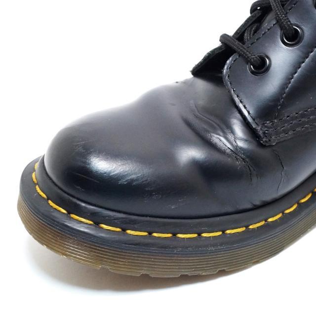 Dr.Martens(ドクターマーチン)のドクターマーチン ショートブーツ - 黒 レディースの靴/シューズ(ブーツ)の商品写真