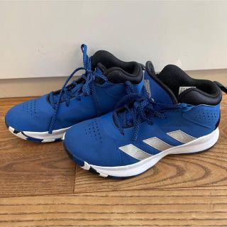 アディダス(adidas)のadidas バッシュ　21.0㎝(バスケットボール)