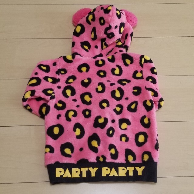 PARTYPARTY(パーティーパーティー)の子供服　アウター　もこもこ　パーカー　女の子　95cm キッズ/ベビー/マタニティのキッズ服女の子用(90cm~)(ジャケット/上着)の商品写真