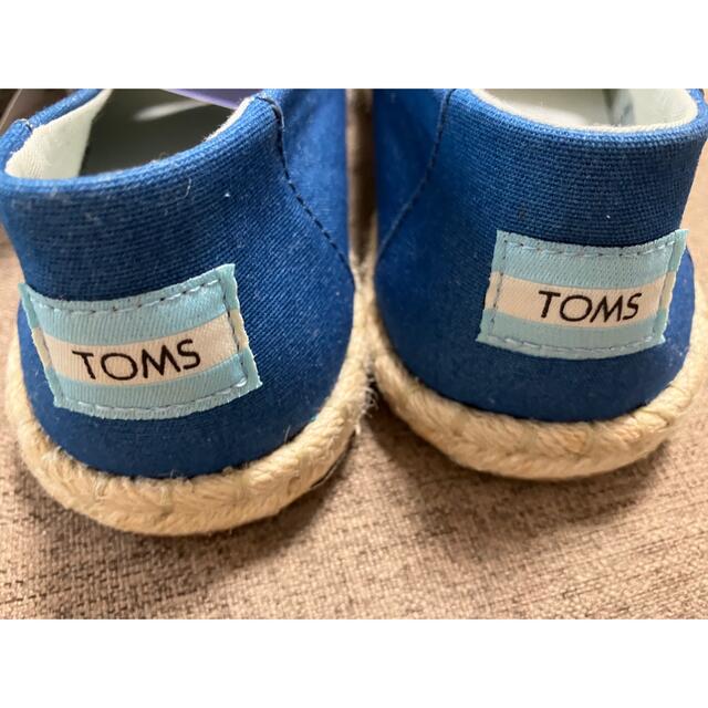 TOMS(トムズ)の定価9680円　toms スリッポン　23.5 レディースの靴/シューズ(スニーカー)の商品写真