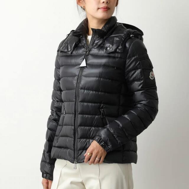 完璧 MONCLER - 【未使用】モンクレール ショートダウン 00 ダウン