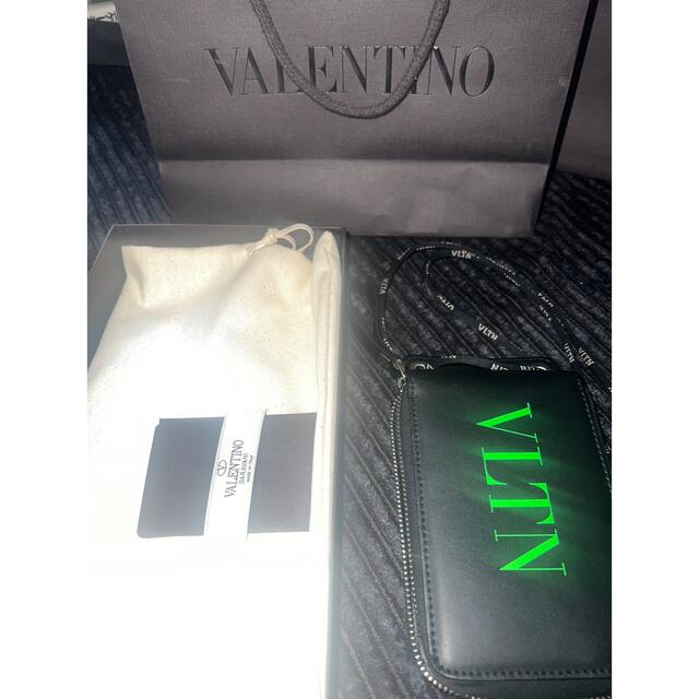 VALENTINO(ヴァレンティノ)のブランド品 バレンティノ VALENTINO メンズのファッション小物(折り財布)の商品写真
