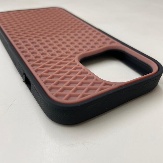 VANS(ヴァンズ)のVANS iPhone 13Pro ケース　ワッフルソール　ブラック バンズ スマホ/家電/カメラのスマホアクセサリー(iPhoneケース)の商品写真