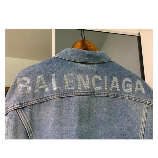 50％OFF】 Balenciaga 23万バレンシアガ スワロフスキー ロゴデニムバック Gジャン+デニムジャケット 