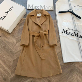 マックスマーラ ピュアヴァージンウールコートmade in Itary