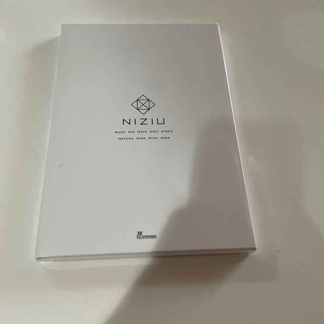 NiziU - ひーさん様専用ページです NiziU Artist making book の通販