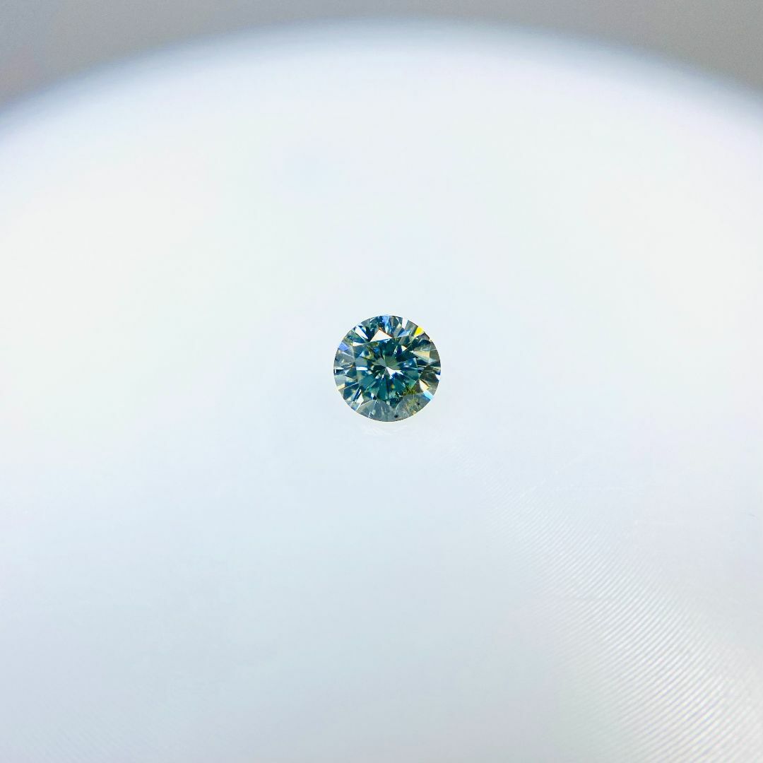 FANCY BLUE GREEN 0.102ct RD/RT1505/CGL レディースのアクセサリー(その他)の商品写真