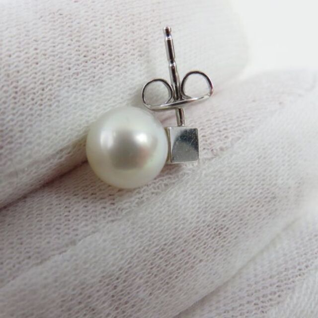 MIKIMOTO(ミキモト)のミキモト 両耳ピアス 1点 K18WG パール 真珠 AY2473W レディースのアクセサリー(ピアス)の商品写真