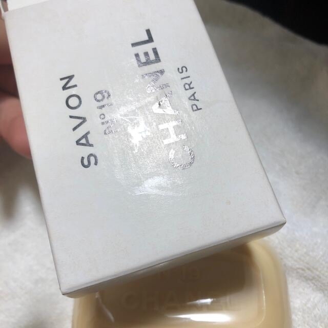 CHANEL(シャネル)のシャネル　No19 サヴォン　75g コスメ/美容のボディケア(ボディソープ/石鹸)の商品写真