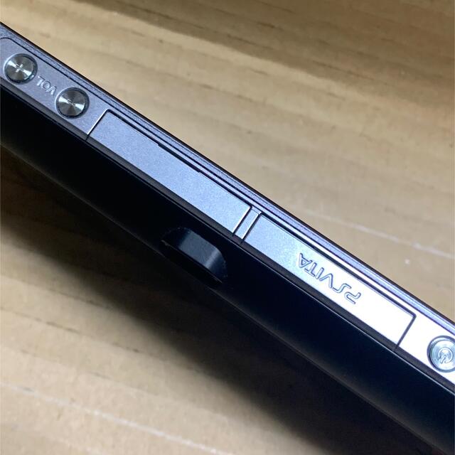 PSvita PCH-1100 本体1台 USEDジャンク品 6