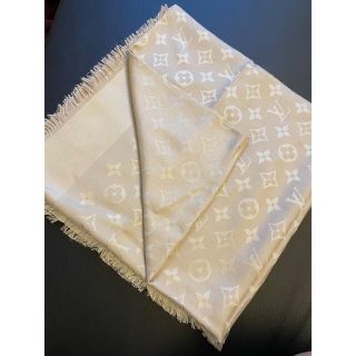 ルイヴィトン(LOUIS VUITTON)のlouis vuitton ストール　ショール　ベージュ　大判(ストール/パシュミナ)