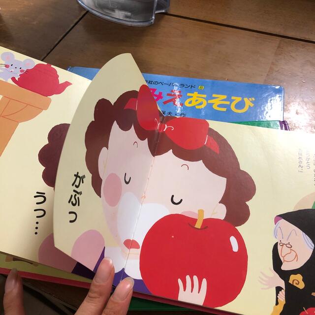 集英社(シュウエイシャ)のしらゆきひめ　いっすんぼうし　3冊セット エンタメ/ホビーの本(絵本/児童書)の商品写真