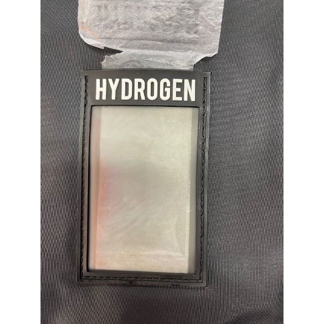 HYDROGEN GYM BAG ネームホルダーの一部がピンクに変色 処分特価 メンズのバッグ(バッグパック/リュック)の商品写真