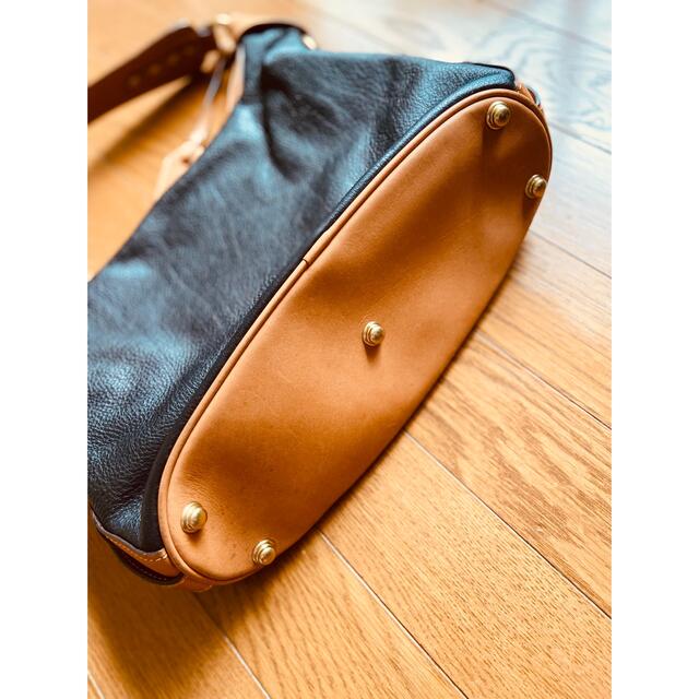 希少/ GHURKA グルカ : ショルダーバッグ ネイビー レディースのバッグ(ショルダーバッグ)の商品写真