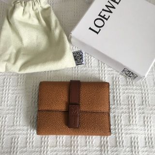 ロエベ 折りたたみ 財布(レディース)の通販 75点 | LOEWEのレディース ...