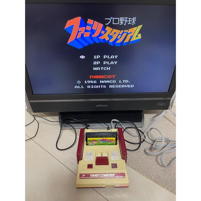 ファミリーコンピュータ(ファミリーコンピュータ)のファミコン本体 AV化改造 付属品有り　ファミリースタジアム エンタメ/ホビーのゲームソフト/ゲーム機本体(家庭用ゲーム機本体)の商品写真