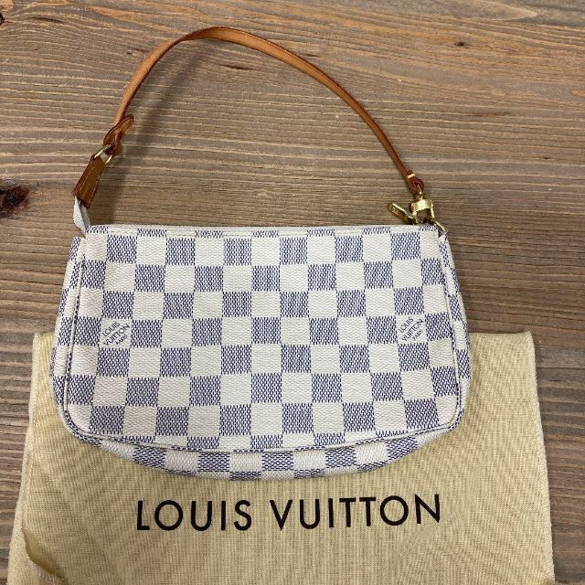 Louis Vuitton ダミエアズール ポーチ