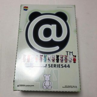 ベアブリック(BE@RBRICK)のBE@RBRICK SERIES 44 24個入り1BOX (その他)