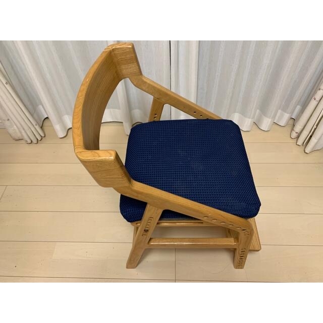 E-Toko 頭の良い子を目指す椅子 学習チェア         イートコチェア インテリア/住まい/日用品の椅子/チェア(デスクチェア)の商品写真