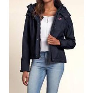 ホリスター(Hollister)のHollister women's outerwear ブラック(ナイロンジャケット)