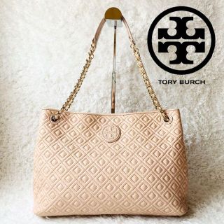 トリーバーチ(Tory Burch)の美品　トリーバーチ　トートバッグ　フレミング　キルティング　ロゴ　チェーン(トートバッグ)