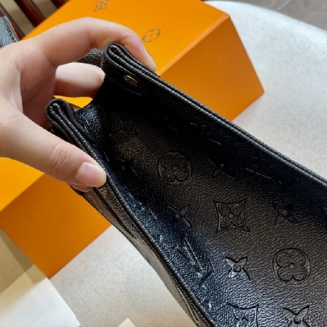 SALE大得価 LOUIS VUITTON ☆美品☆ 限定 Louis vuittonルイヴィトン ハンドバッグの通販 by Titone's  shop｜ルイヴィトンならラクマ