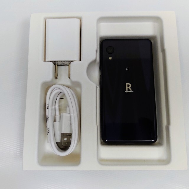 Rakuten(ラクテン)の⭐美品⭐Rakuten  Miniナイトブラック スマホ/家電/カメラのスマートフォン/携帯電話(スマートフォン本体)の商品写真