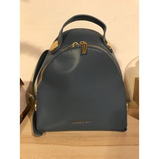 Charles and Keith(リュック/バックパック)のフリマアイテム一覧 Charles and Keith(リュック/バックパック)のフリマアイテム一覧