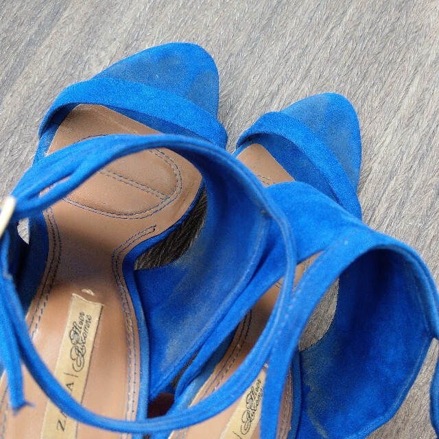 ZARA(ザラ)の【値下げ！】ZARA ブルー ストラップピンヒールサンダル レディースの靴/シューズ(サンダル)の商品写真